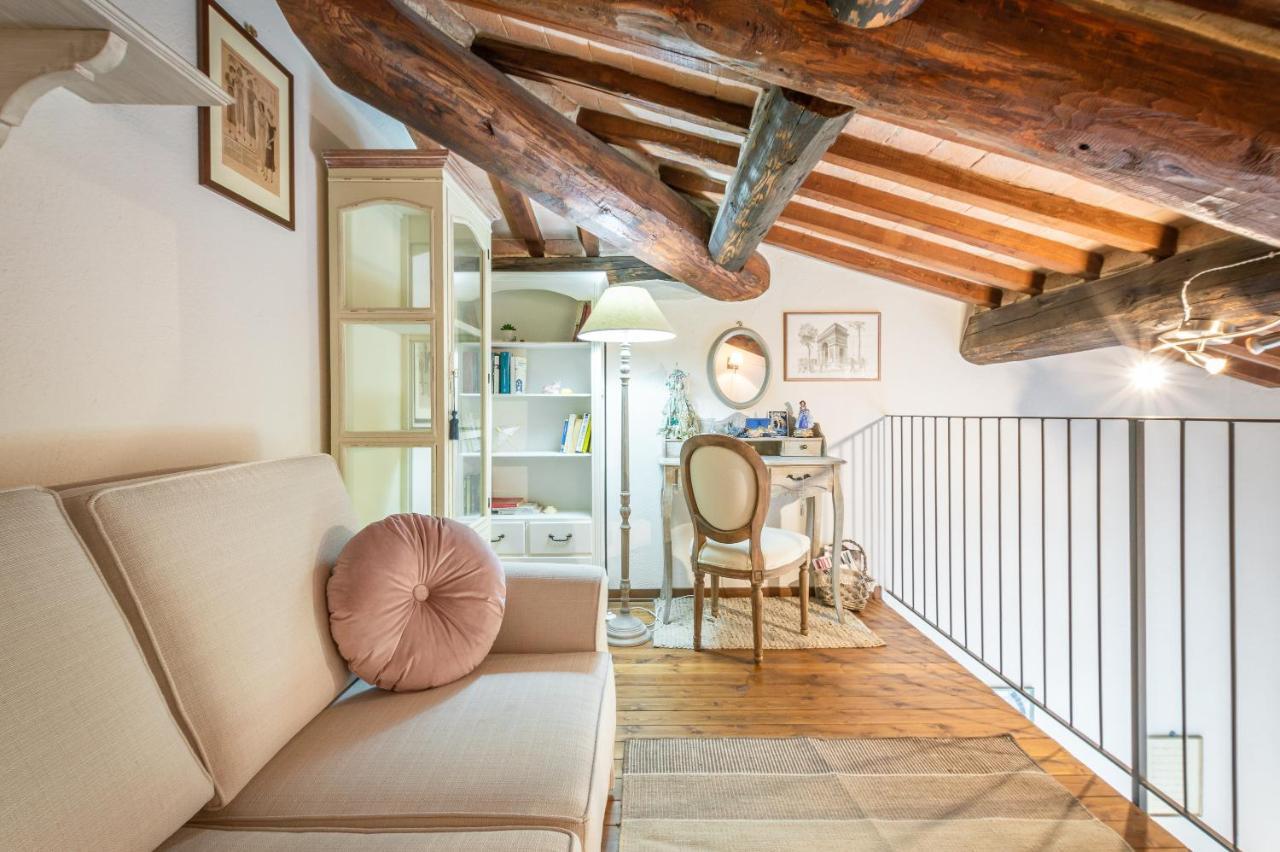 Tuscany Balcony: Crete Senesi カセッタ エクステリア 写真