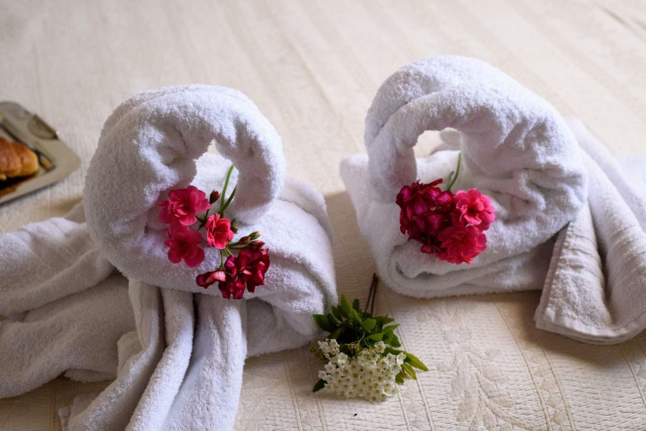Tuscany Balcony: Crete Senesi カセッタ エクステリア 写真